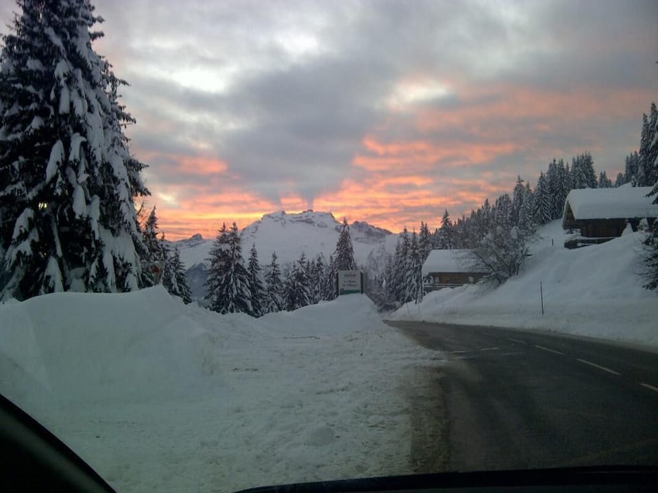 Snow and ski sports