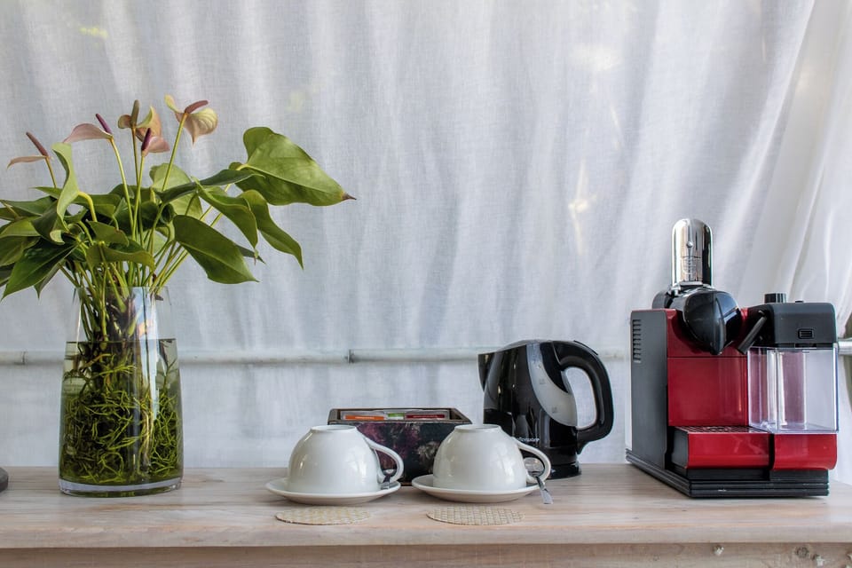 Premium Tent, 1 Queen Bed, Ocean View | Room amenity