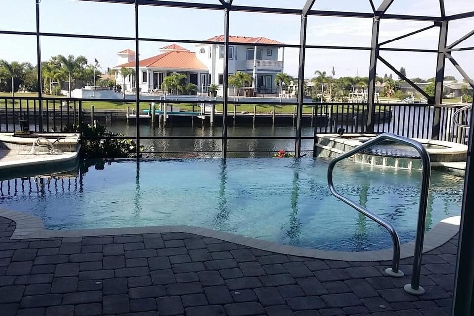 custom pool with infinity edge