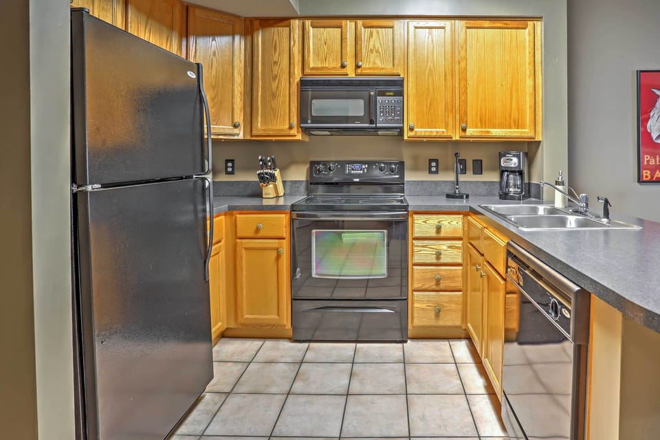 Kitchen | Blender | Coffee Maker | Cooking Basics | Toaster