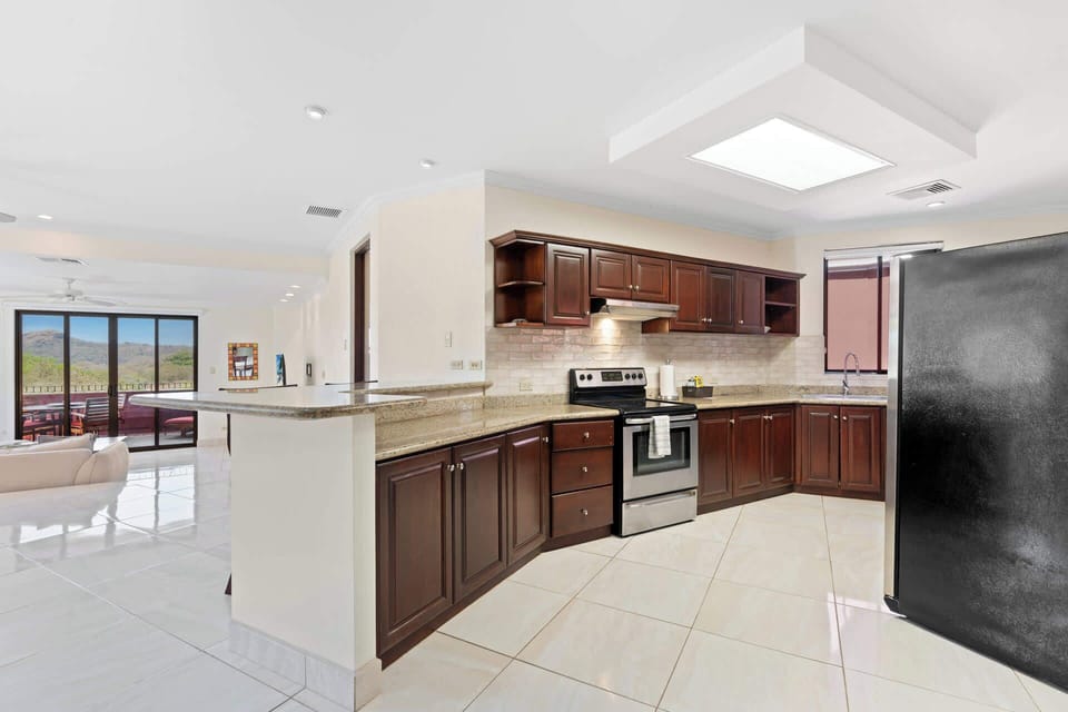 Spacious Kitchen