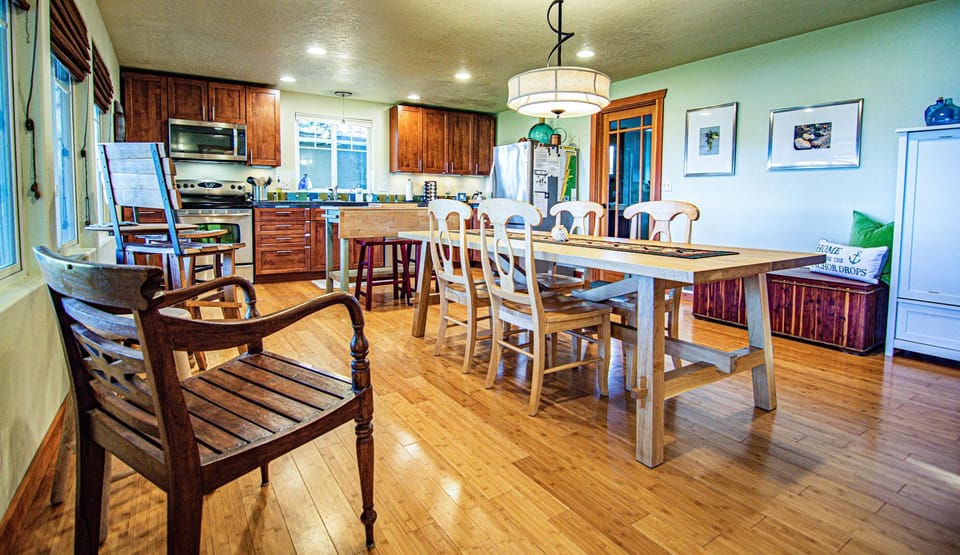 Beautiful Open Kitchen