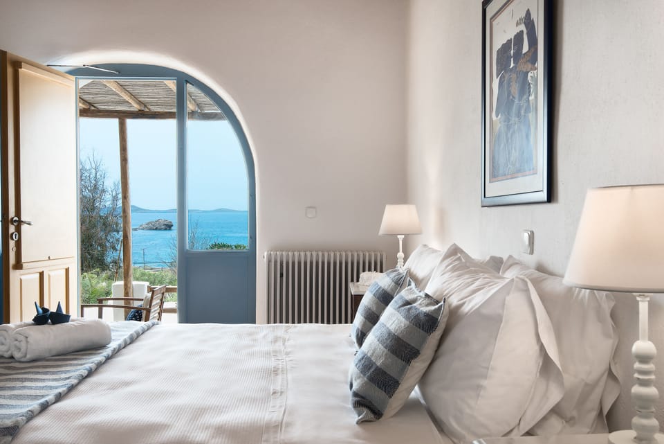 Deluxe Double with Sea View -Sharing terrace | Premium bedding, in-room safe, individually decorated