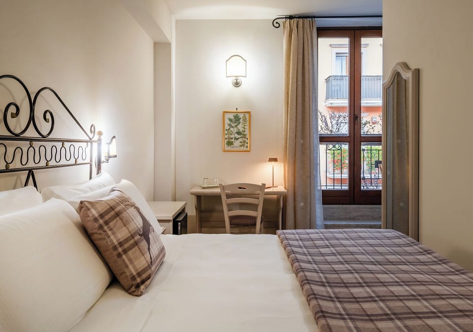 Superior Double Room | 10 bedrooms, premium bedding, down comforters, memory foam beds