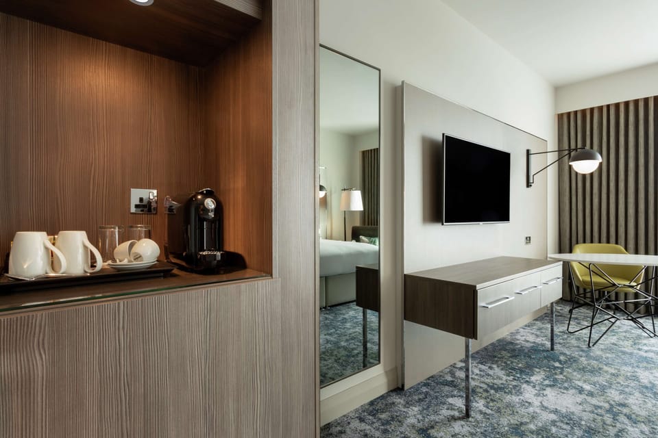 Premium bedding, pillowtop beds, minibar, in-room safe