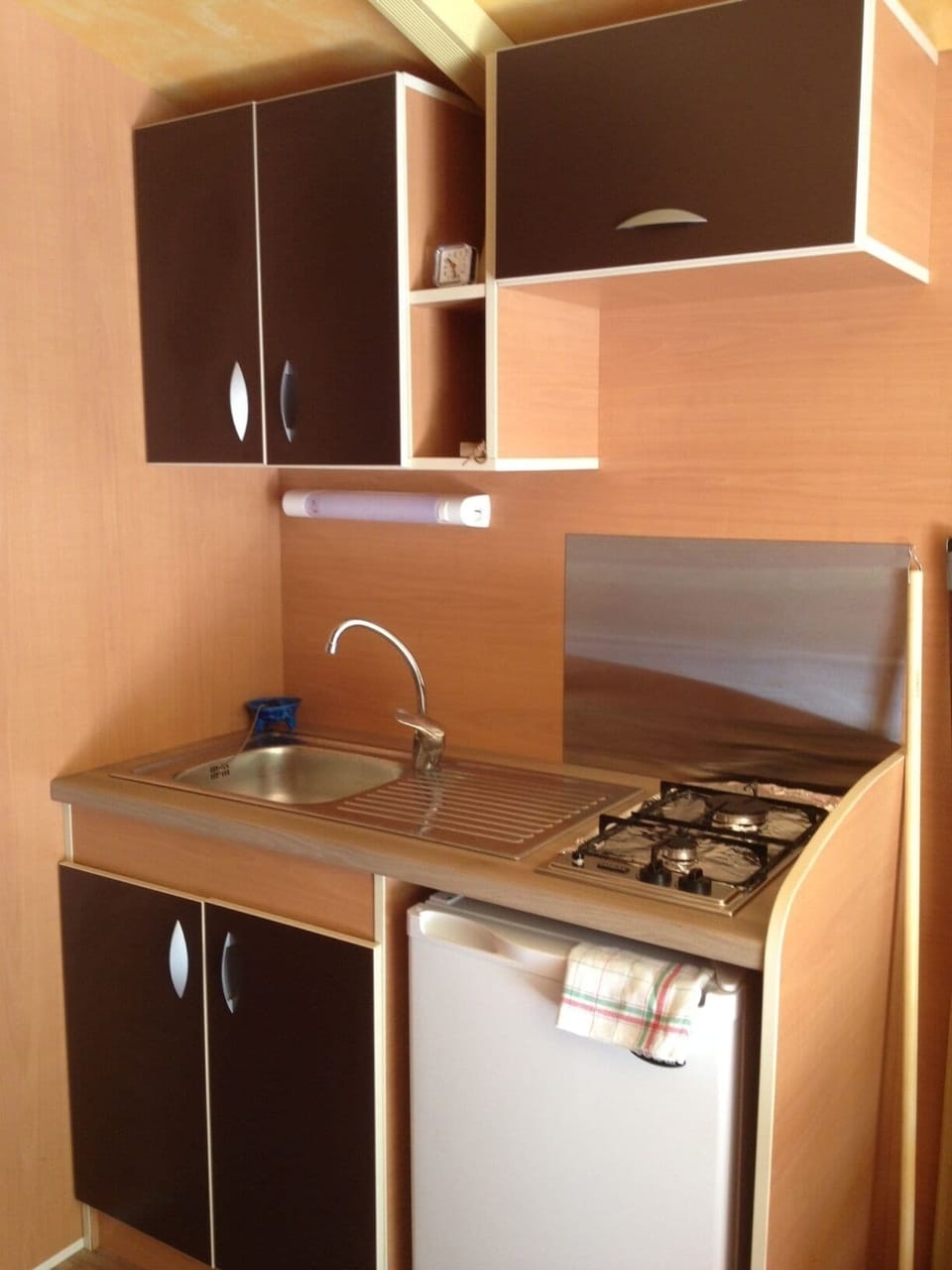 Trailer, Non Smoking | Private kitchen | Electric kettle