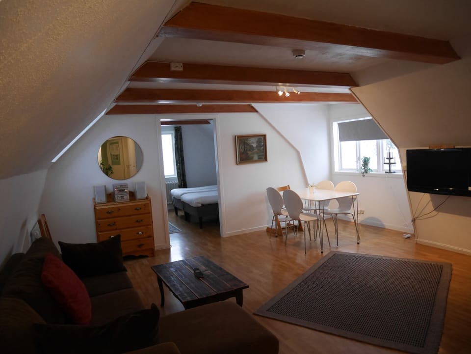 Bungalow, 3 Bedrooms | 1 bedroom, individually decorated, blackout drapes, free WiFi