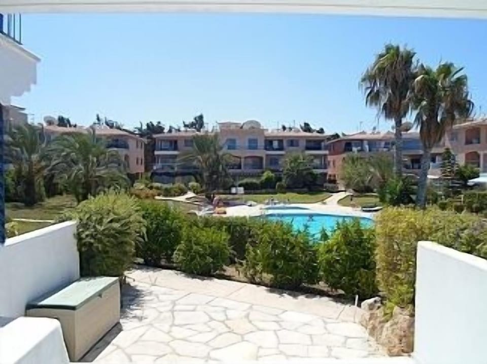 Sun Terrace leading to Pools / Gardens