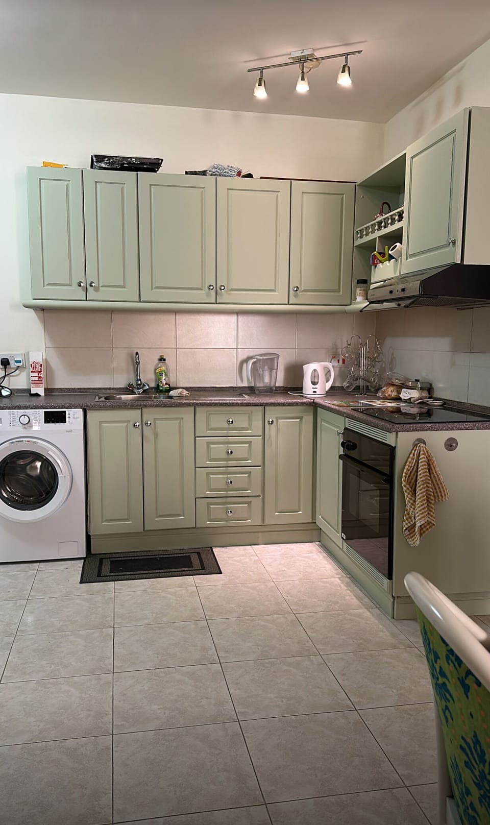 Fully equipped kitchen freshly painted