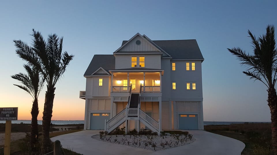 Twilight at Heaven on Bay