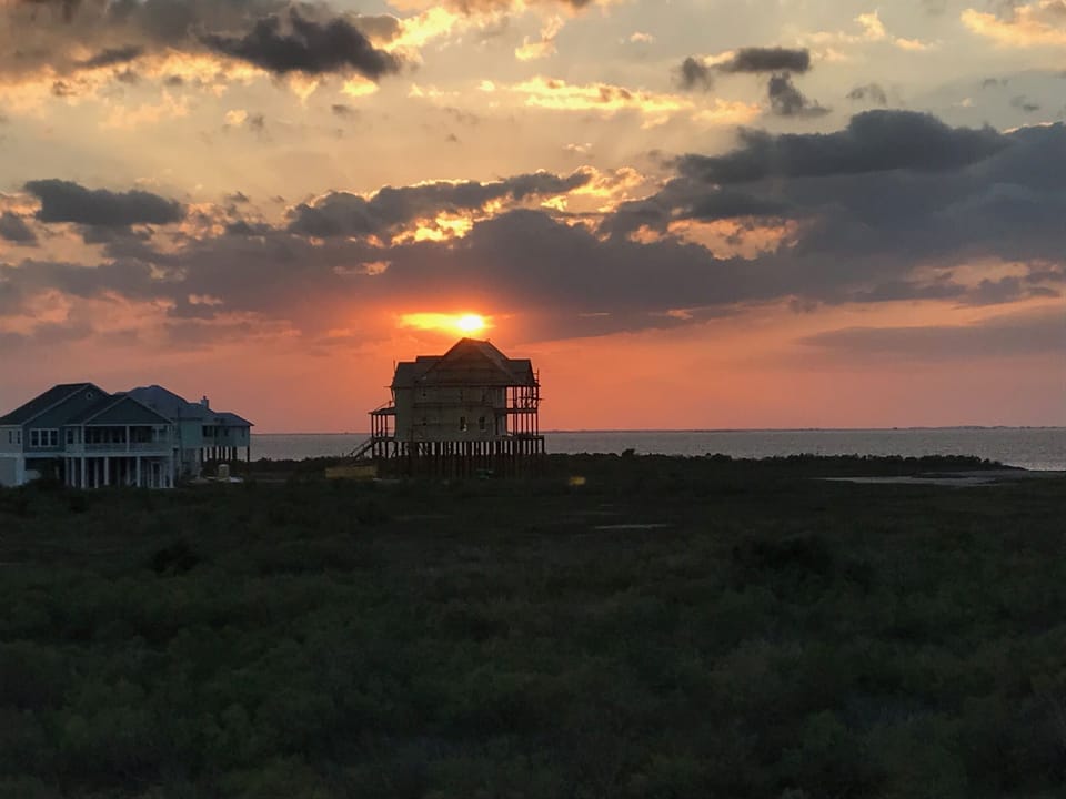 Stunning sunset over Heaven on Bay