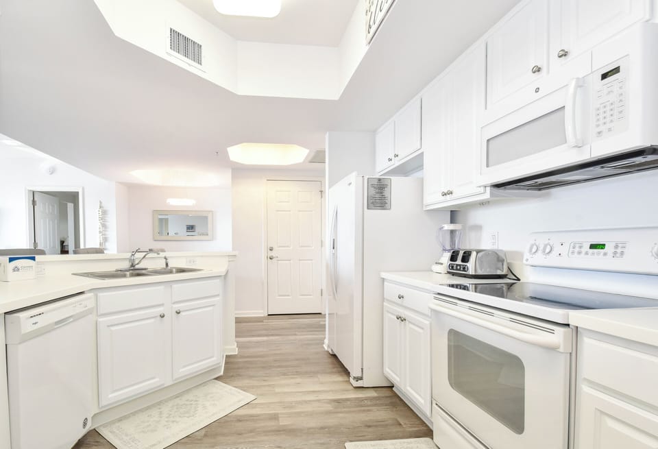 Silver Shells St. Lucia 905 - Kitchen