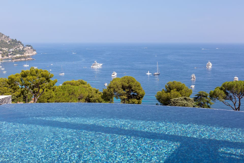 Infinity Pool with 180º Mediterranean sea view