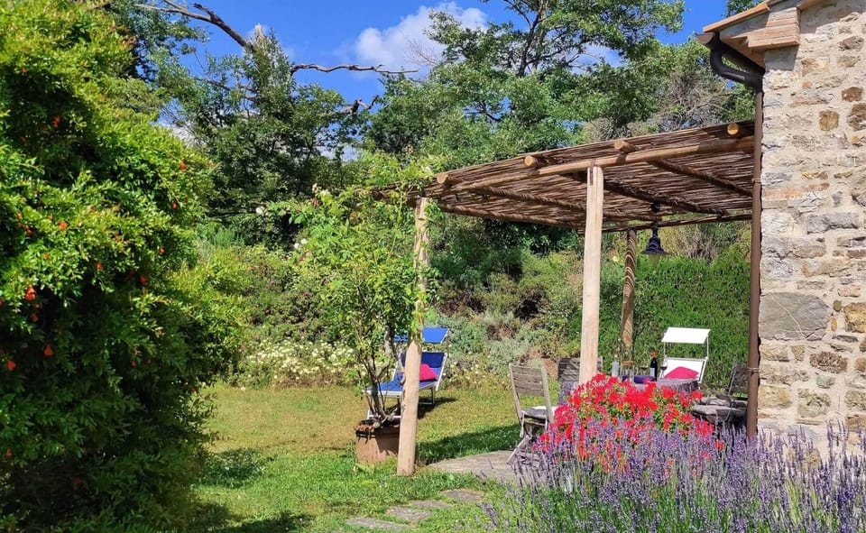 Zolferate, terrace and private garden