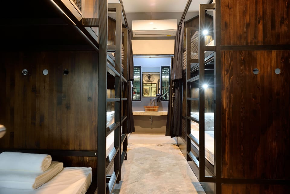 Premium bedding, desk, free WiFi, bed sheets