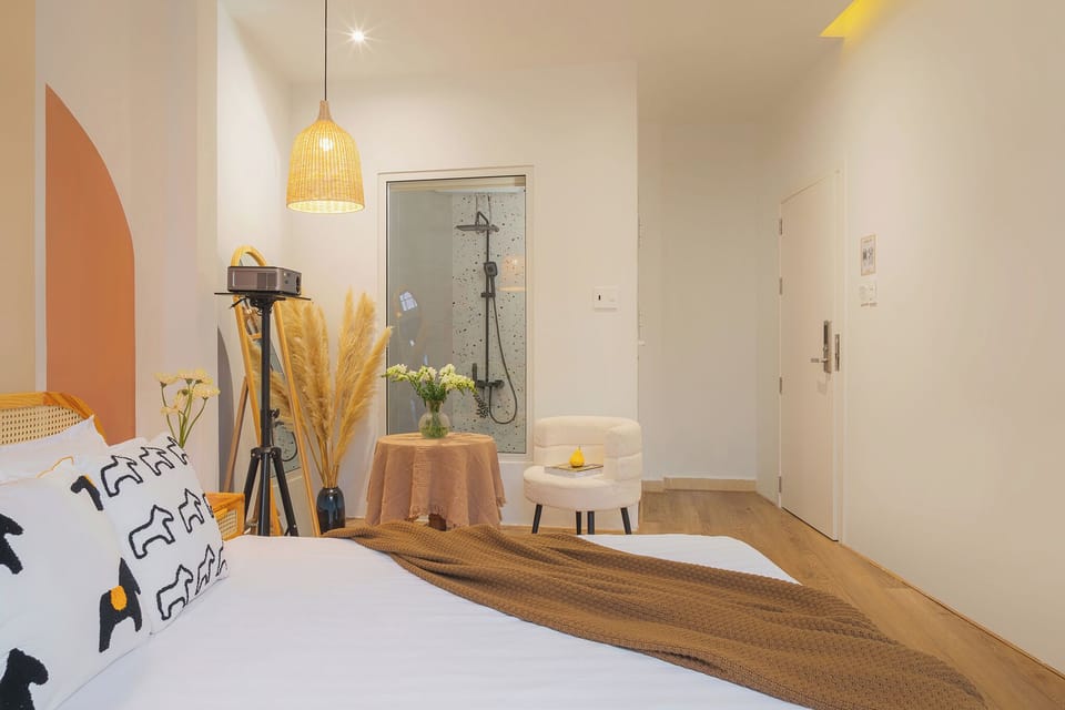Deluxe Double Room | Individually furnished, desk, laptop workspace, soundproofing