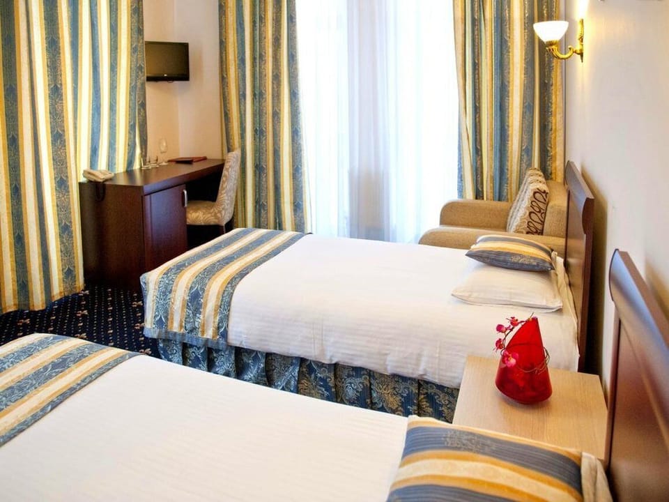 Premium bedding, Select Comfort beds, minibar, in-room safe