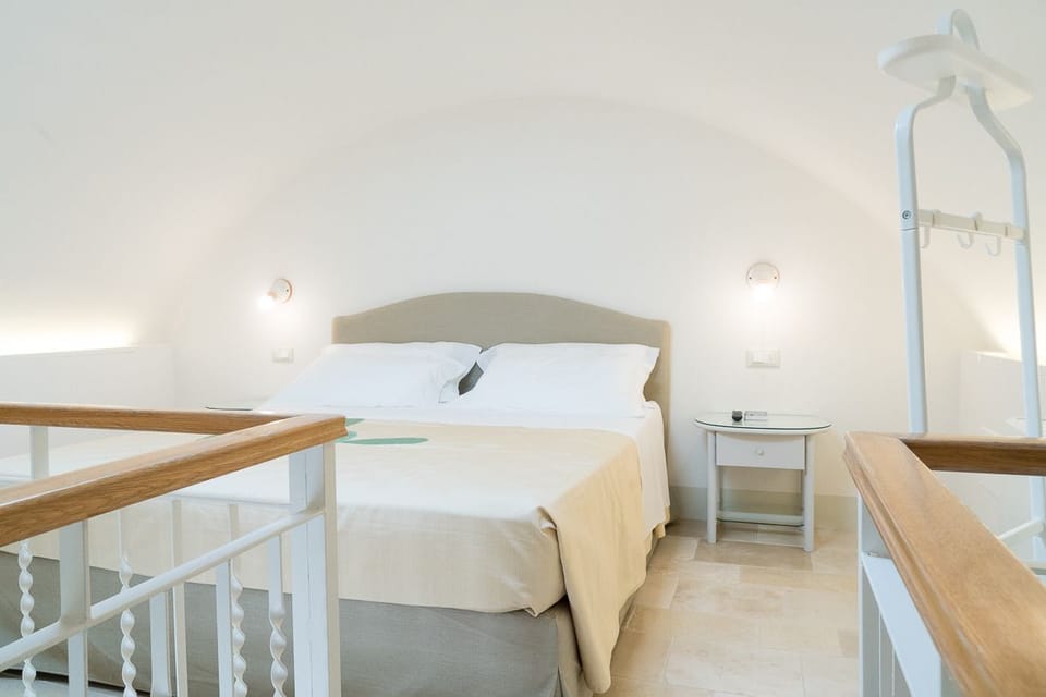 Standard Double Room | Premium bedding, minibar, in-room safe, desk