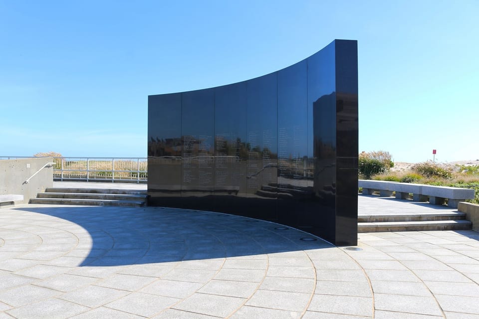 TWA Flight 800
Memorial @ SmithPoint Park