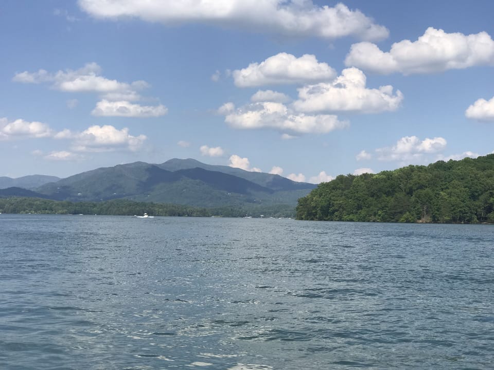 LAKE CHATUGA MOUTAINS VIEWS 