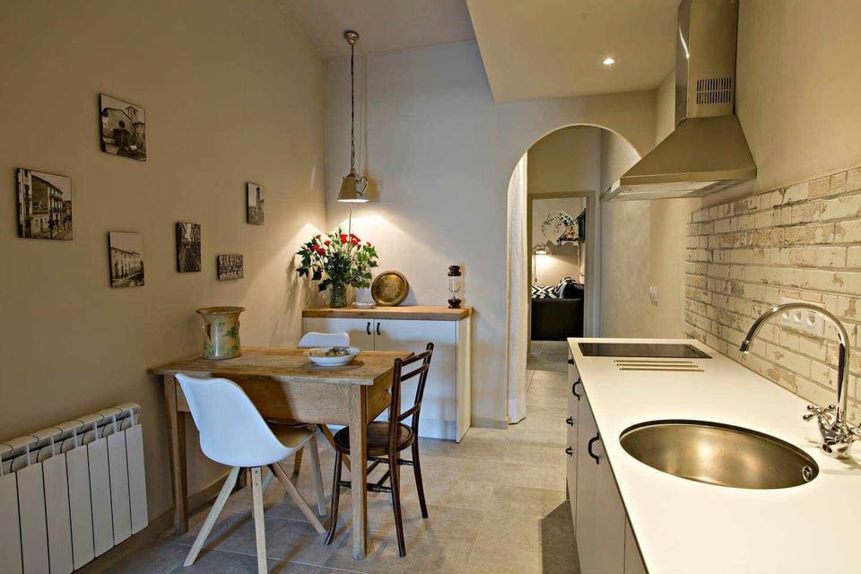 Kitchen or kitchenette