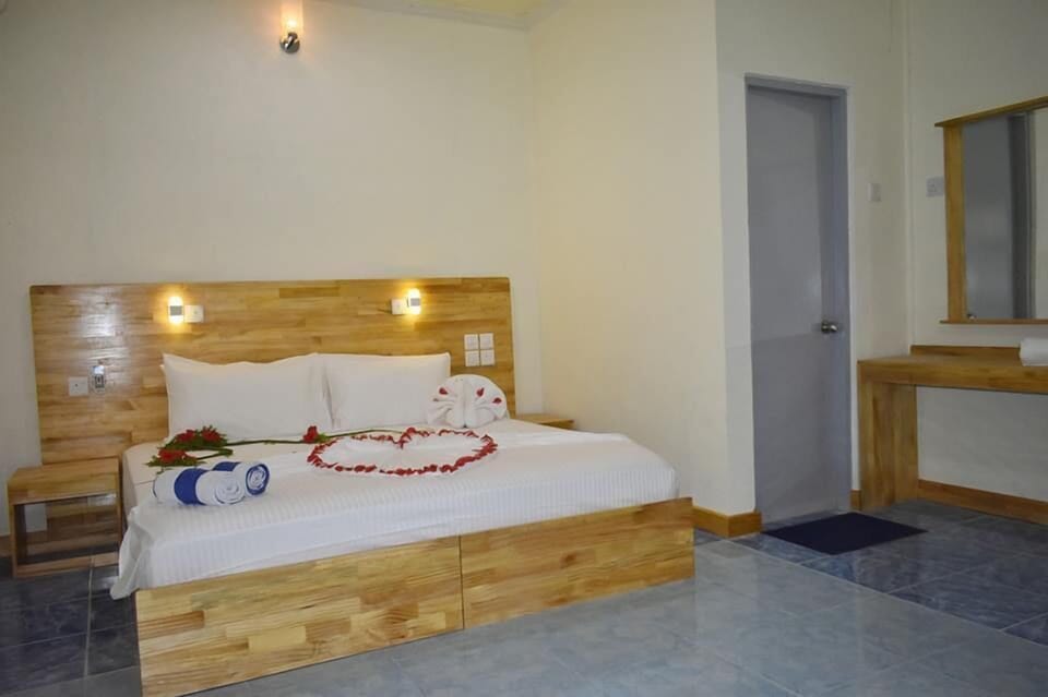 Deluxe Double or Twin Room, 1 King Bed | In-room safe, iron/ironing board, rollaway beds, free WiFi