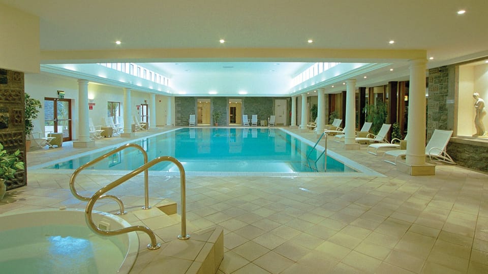 Tre-Ysgawen Hall Hotel in Wales