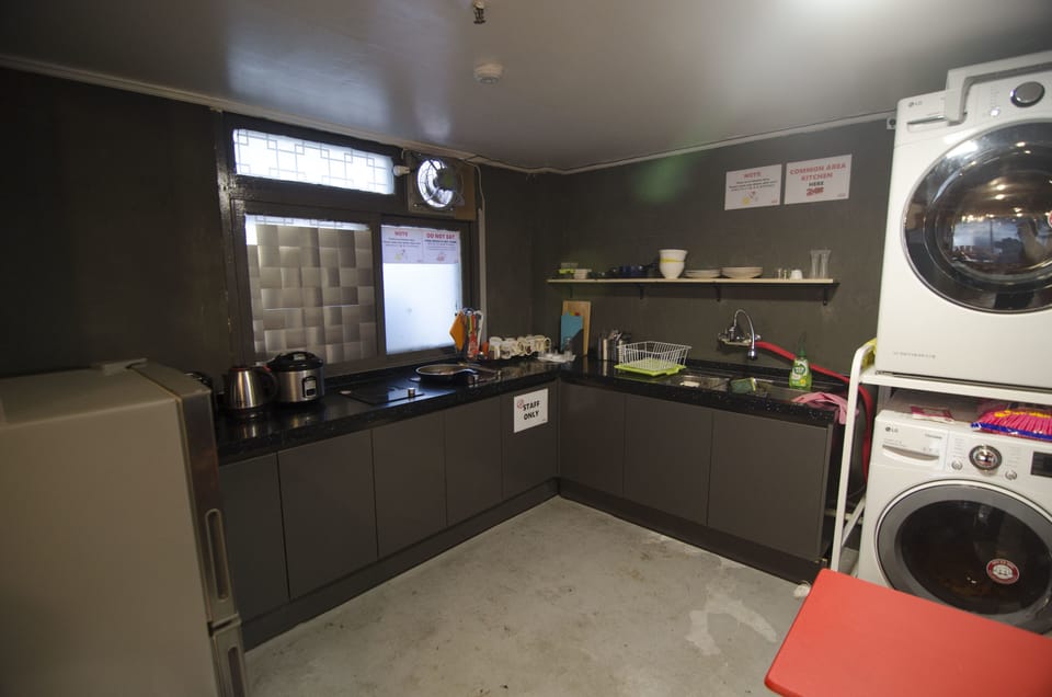 Shared fridge, microwave, cookware/dishes/utensils