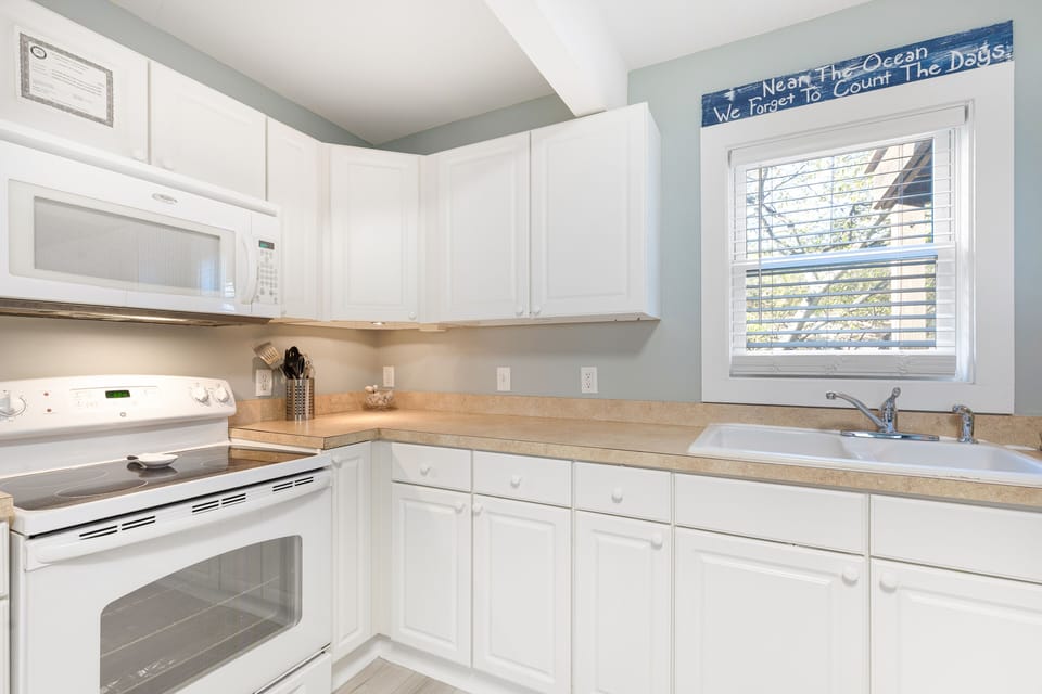 Kitchen with double sink