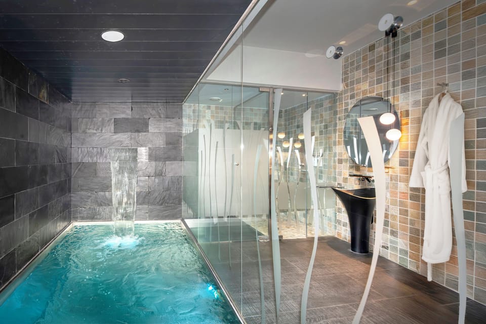 Suite, Private Pool | 1 bedroom, premium bedding, minibar, in-room safe