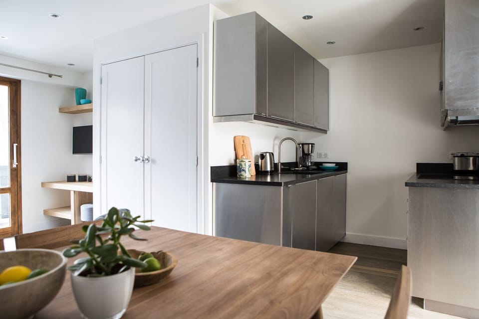 Well-equipped kitchen