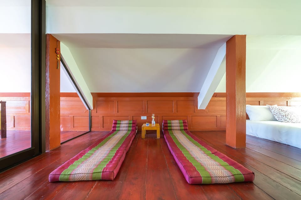 Relaxing on the traditional Thai mattresses on the 3rd wooden floor