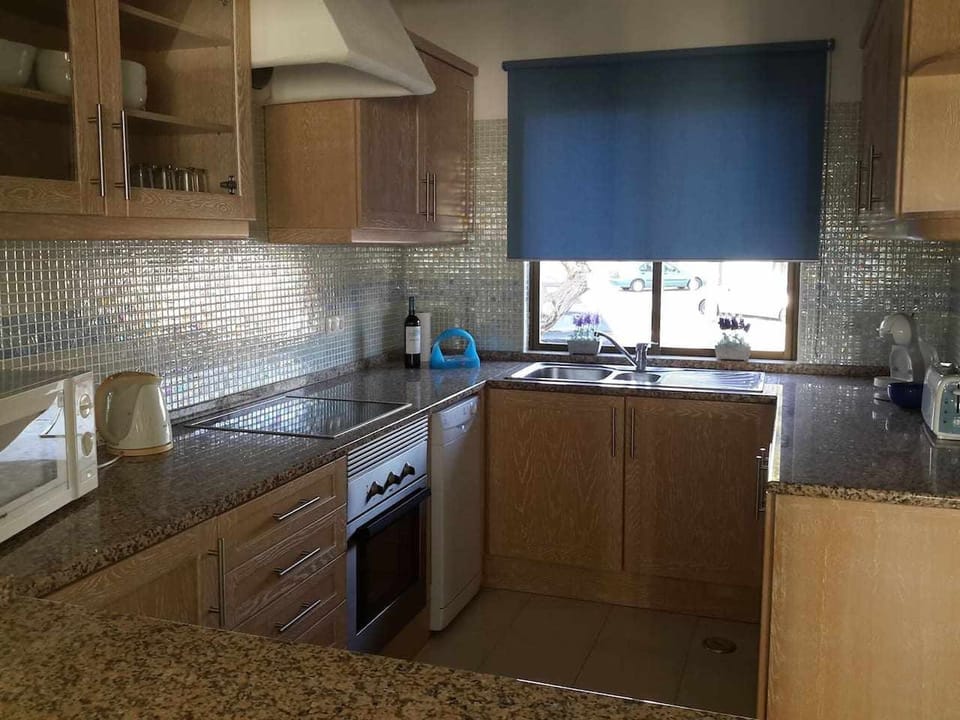 Kitchen - 2 Bedroom Apartment São Rafael Beach - Albufeira