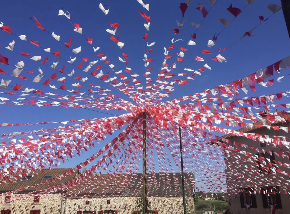 local town Rochechouart - cérémonies des ostensions, every 7 years since 1519