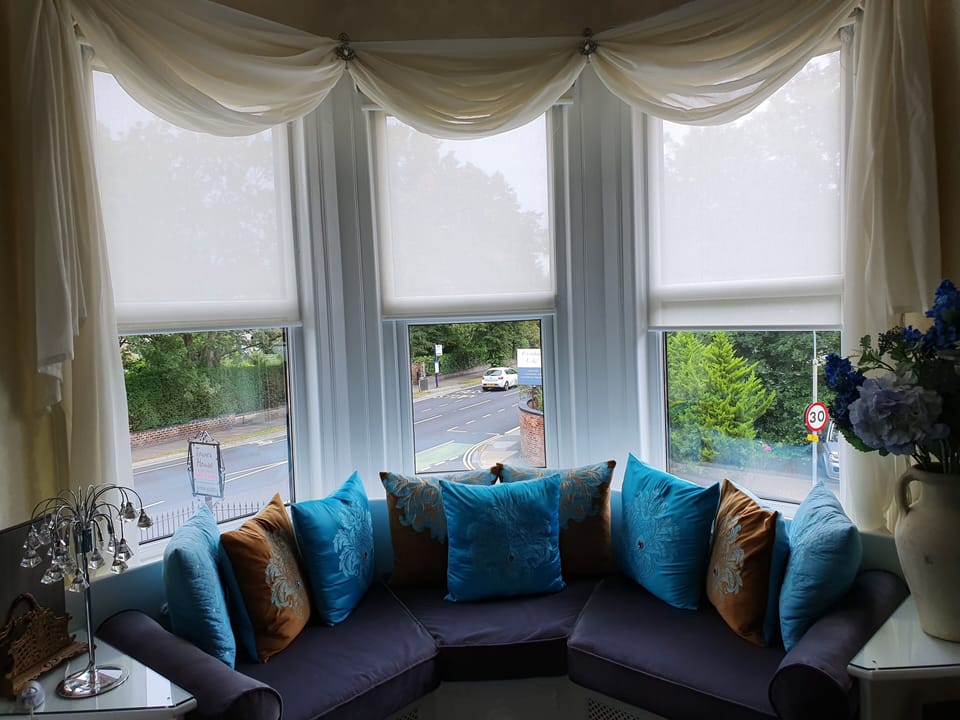 Double Room, Ensuite (French Rococo) | Soundproofing, iron/ironing board, WiFi