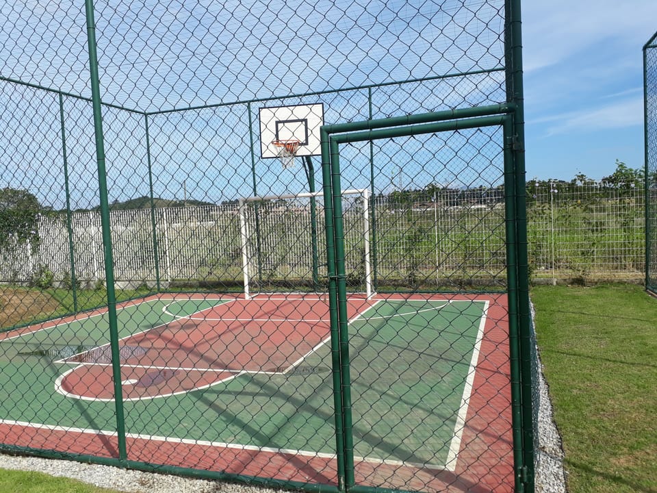 Sport court