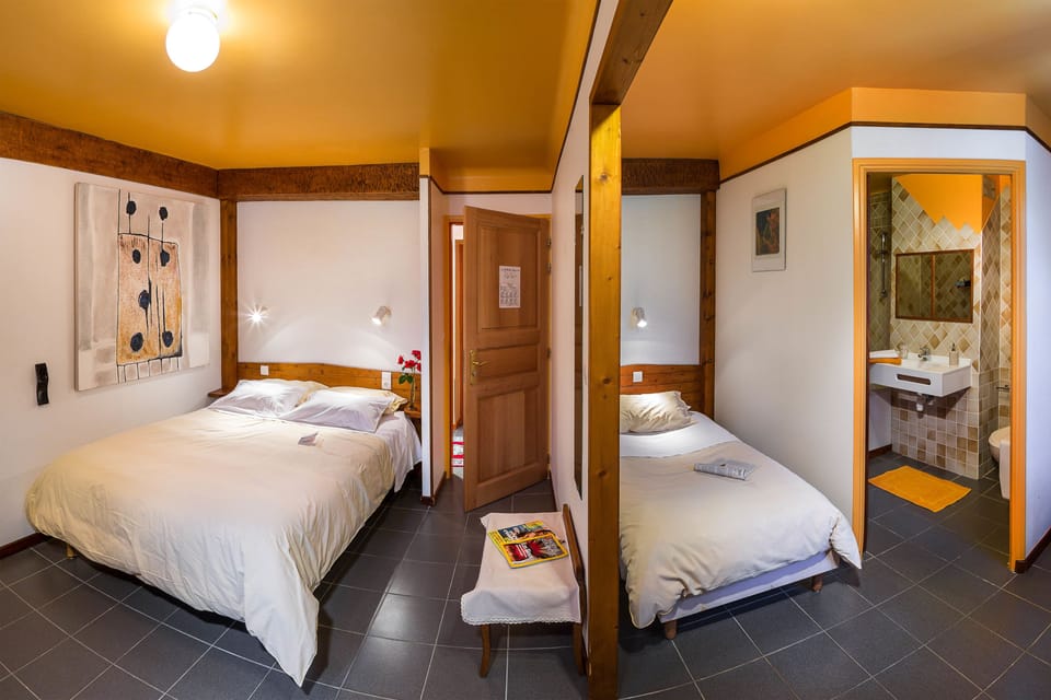 Triple Room | Individually decorated, individually furnished, blackout drapes