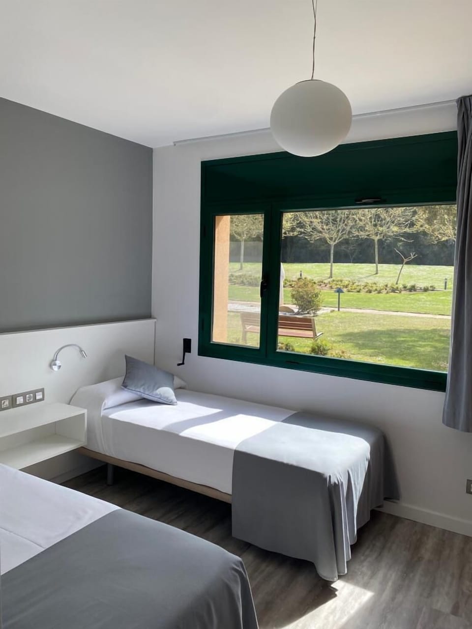 Twin Room, Garden View | Premium bedding, iron/ironing board (on request), WiFi (free)
