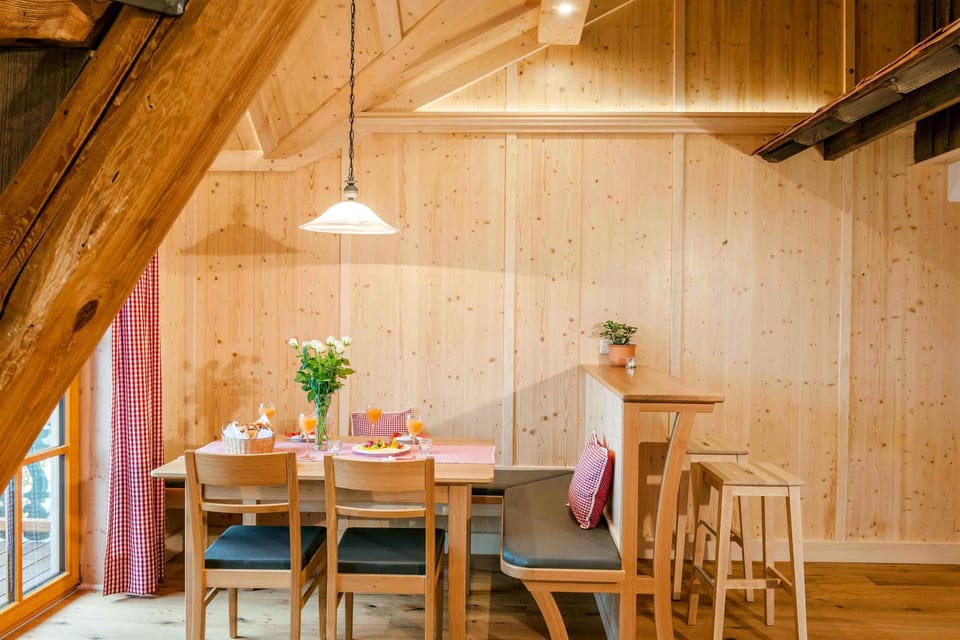 Condo (Sternenstadl) | In-room dining