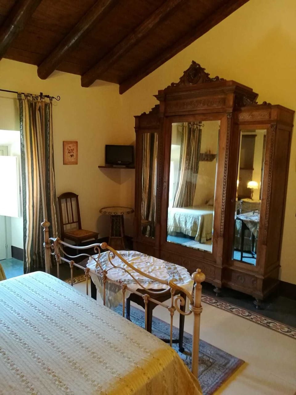 Triple Room | Desk, blackout drapes, soundproofing, iron/ironing board