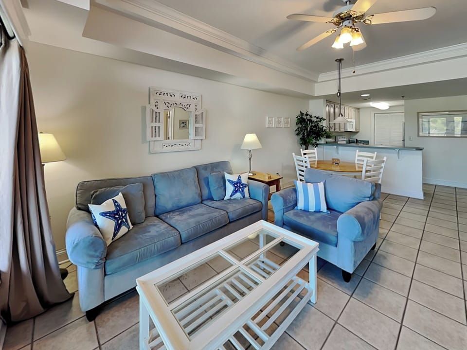 Living Area Seating w. Sleeper Sofa