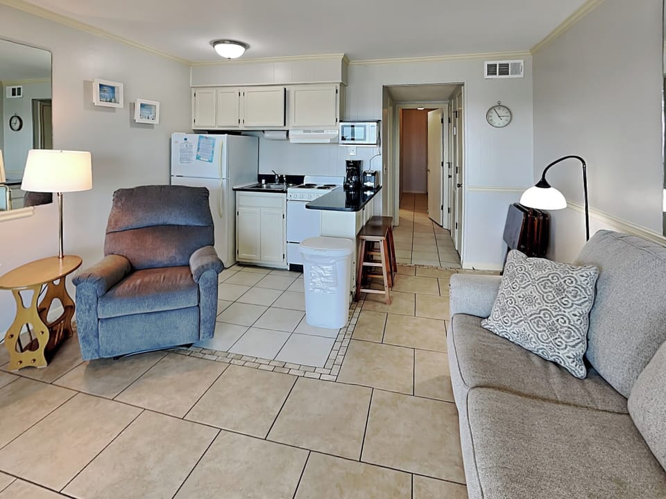 Easy, Open Floor Plan