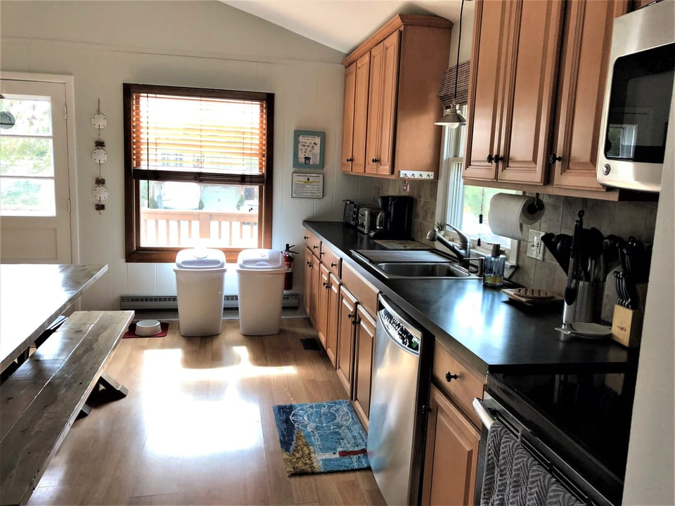 Fully stocked Kitchen