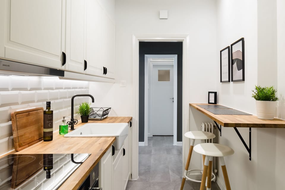 Apartment, 1 Bedroom | Private kitchen | Full-size fridge, oven, stovetop, espresso maker