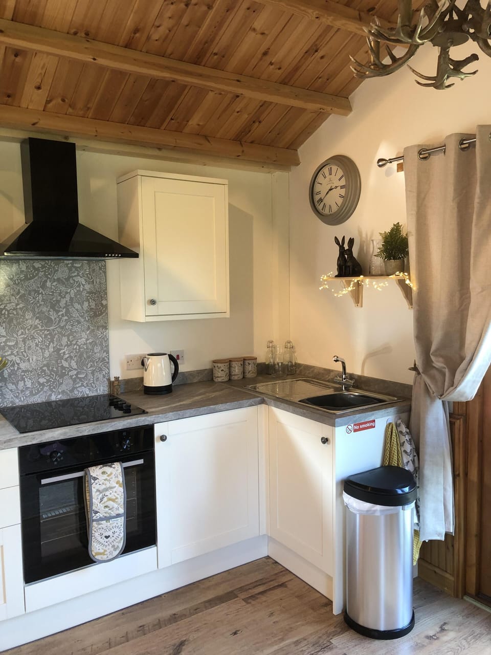 A lovely lodge with a woodland theme throughout.