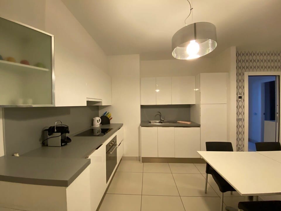 Well equipped kitchen