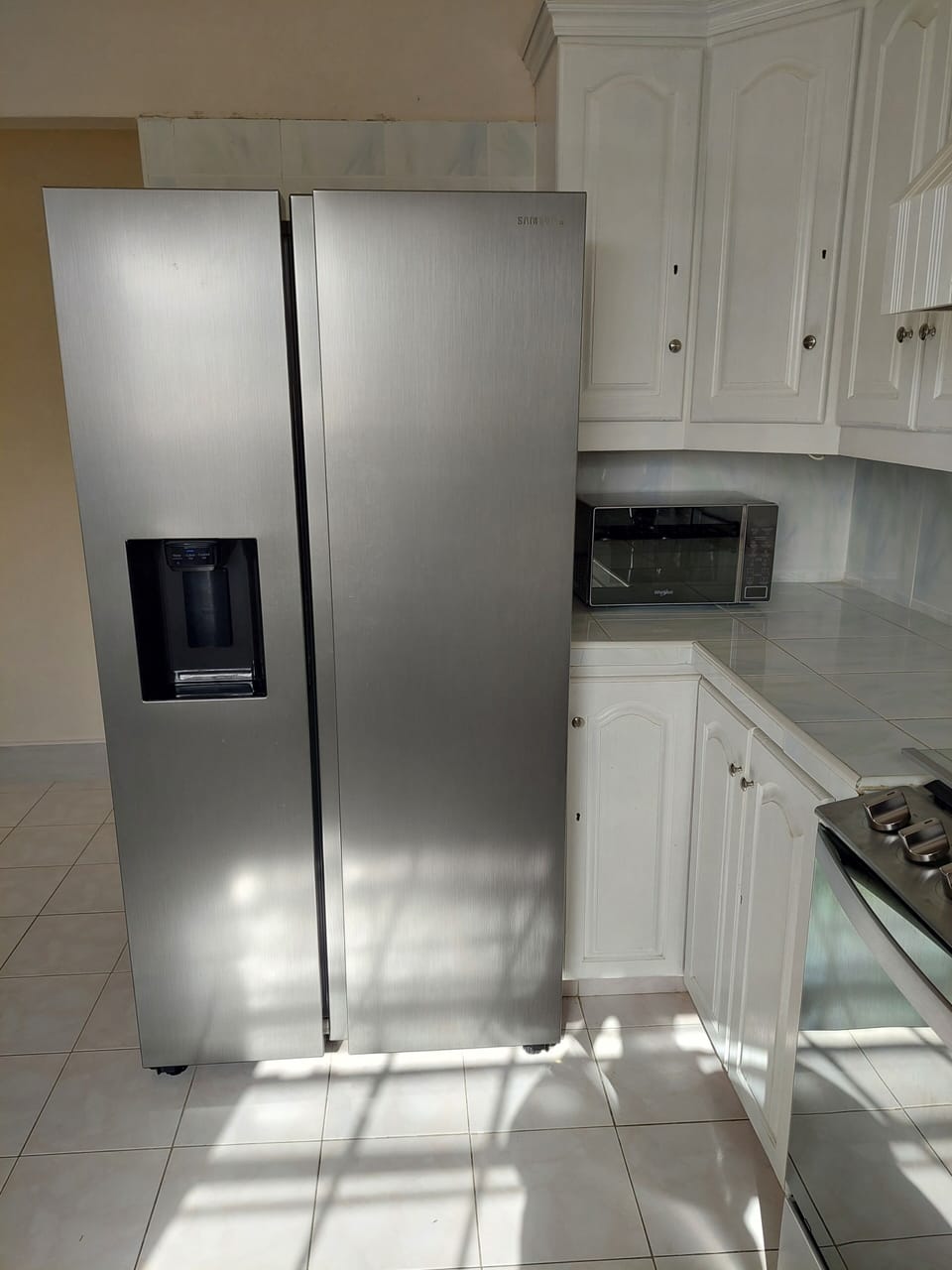 The Spacious Kitchen 