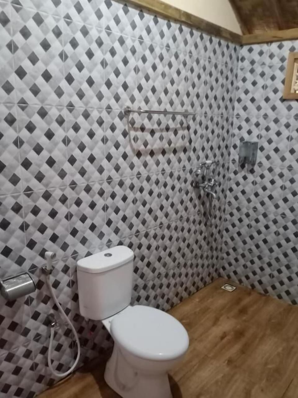 Shower, towels