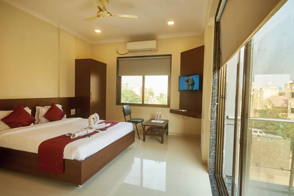 Deluxe Double A/C | Balcony view