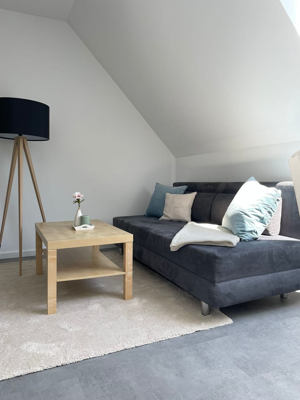 Familienstudio (Sehnsucht) | Living area | 40-inch flat-screen TV with digital channels, streaming services